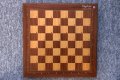 Mephisto Exclusive
Größe: 41 x 41 cm
Spielfläche:  32 x 32 cm
Feldgröße: 4 x 4 cm
Für Module der modularen Reihe
