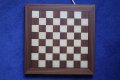 Mephisto PC Schachbrett
Größe: 37 x 37 cm
Spielfläche: 29,5 x 29,5 cm
Feldgröße: 4x4 cm
Anschluss an PC über parallele Schnittstelle